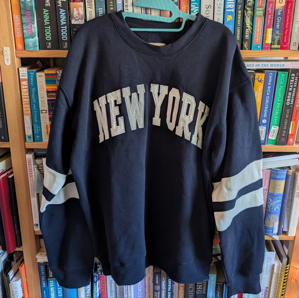 New York Popular Navy Blue And White Sweatshirt